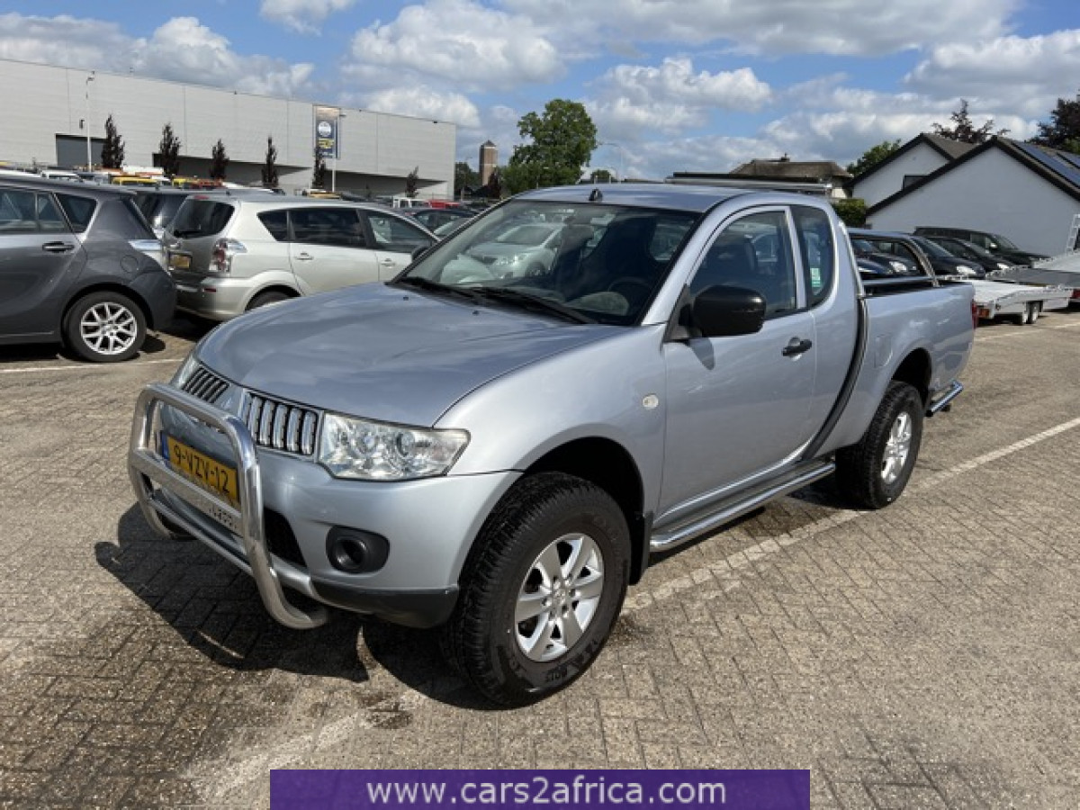 MITSUBISHI L200 2.5 DiD #72091 - used, available from stock