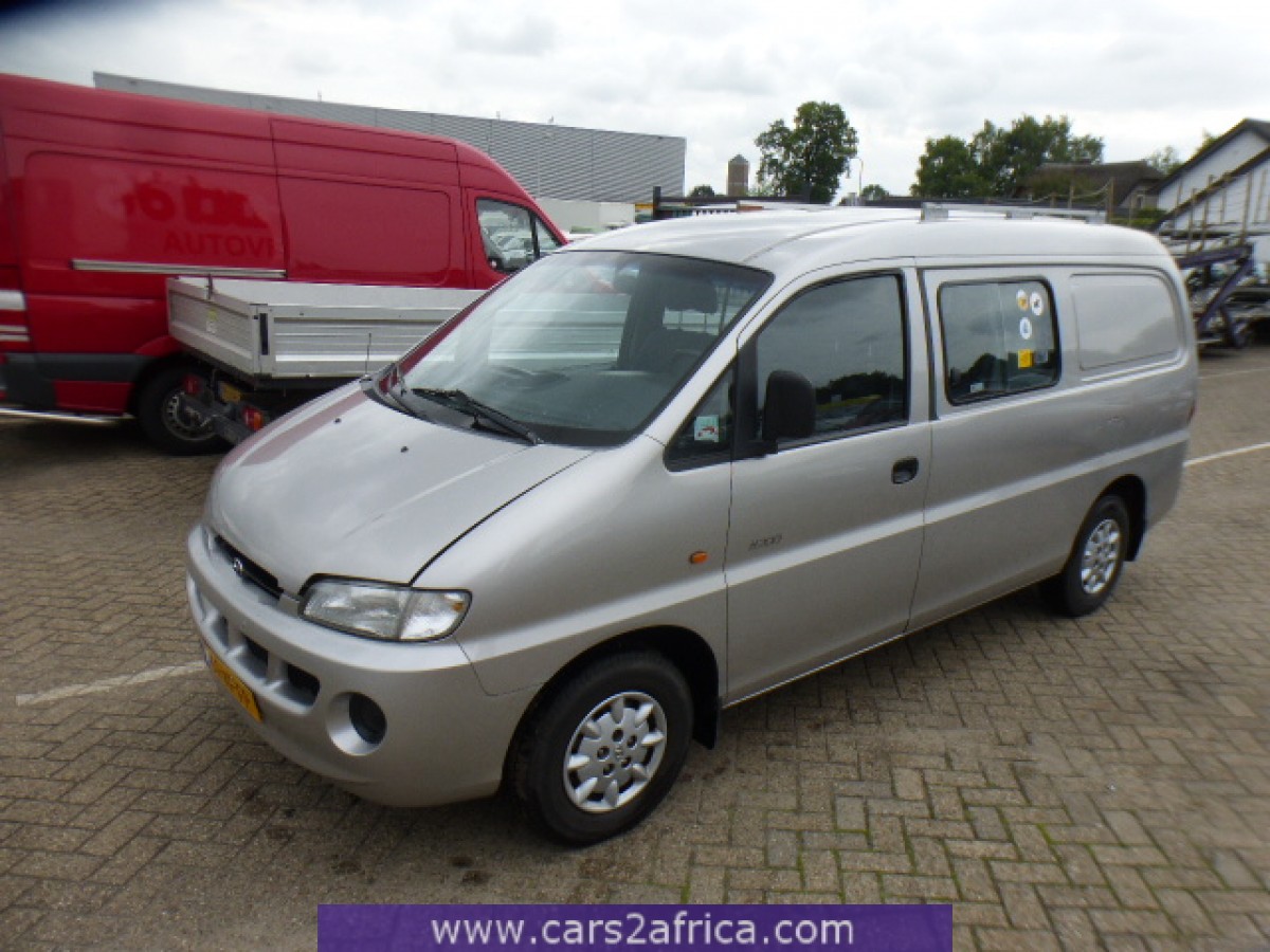 HYUNDAI H200 2.5 TD 65054 used, available from stock