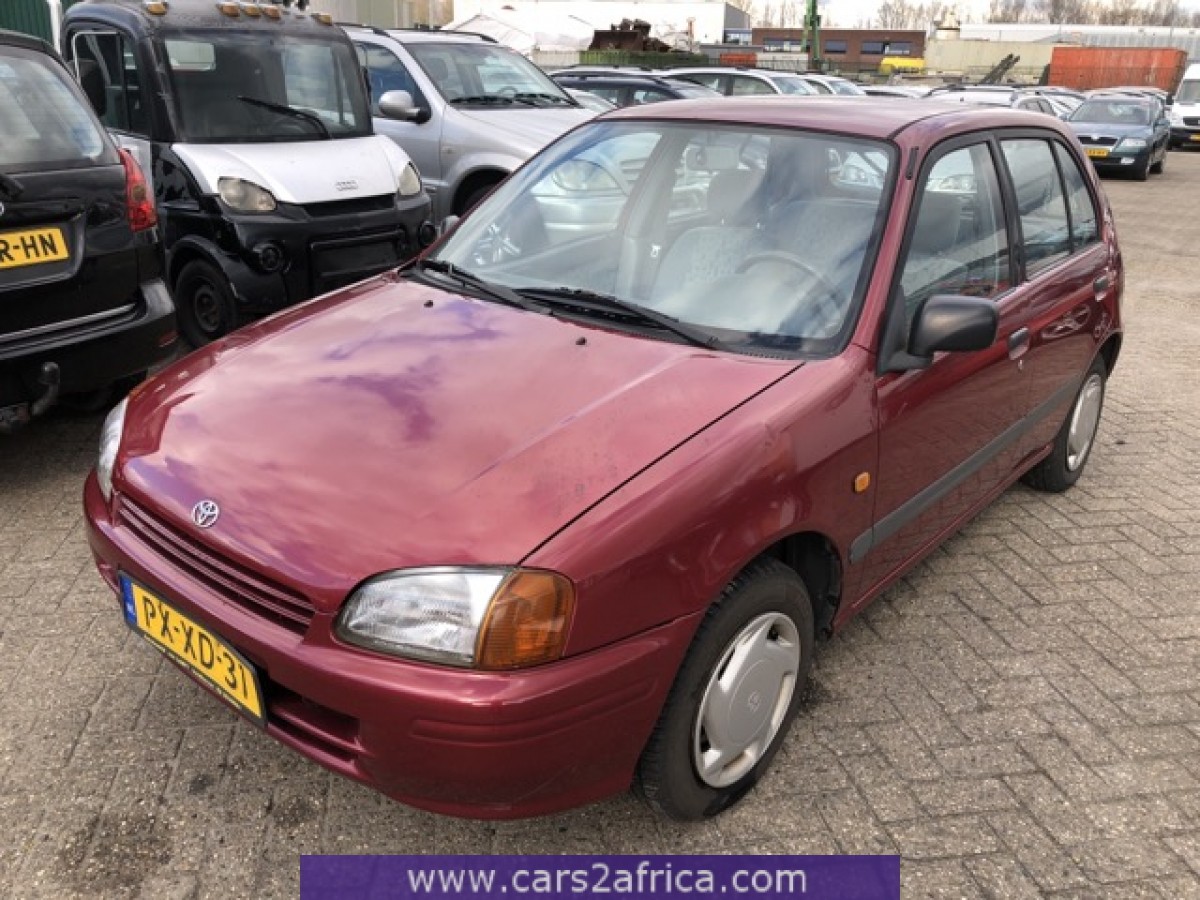 TOYOTA Starlet 1.3 66079 used, available from stock