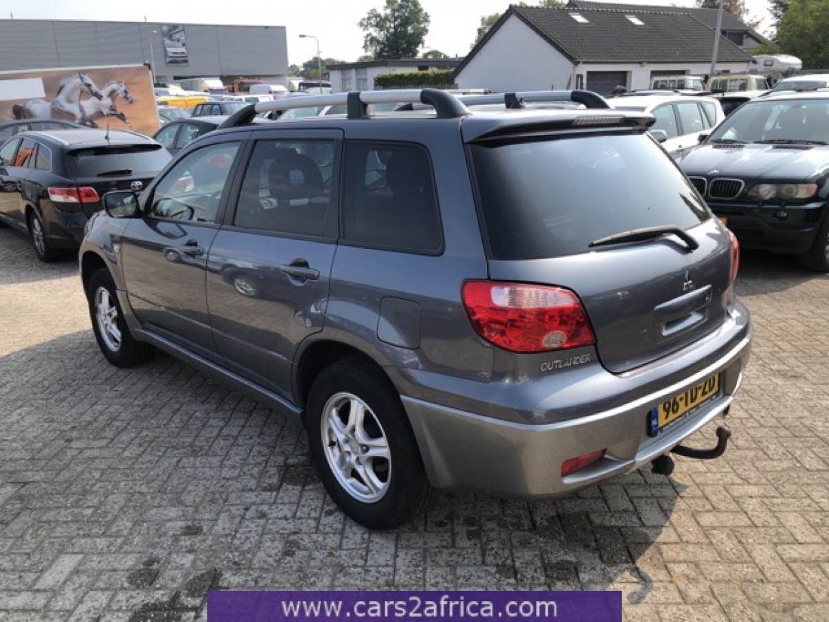 MITSUBISHI Outlander 2.0 66728 used, available from stock