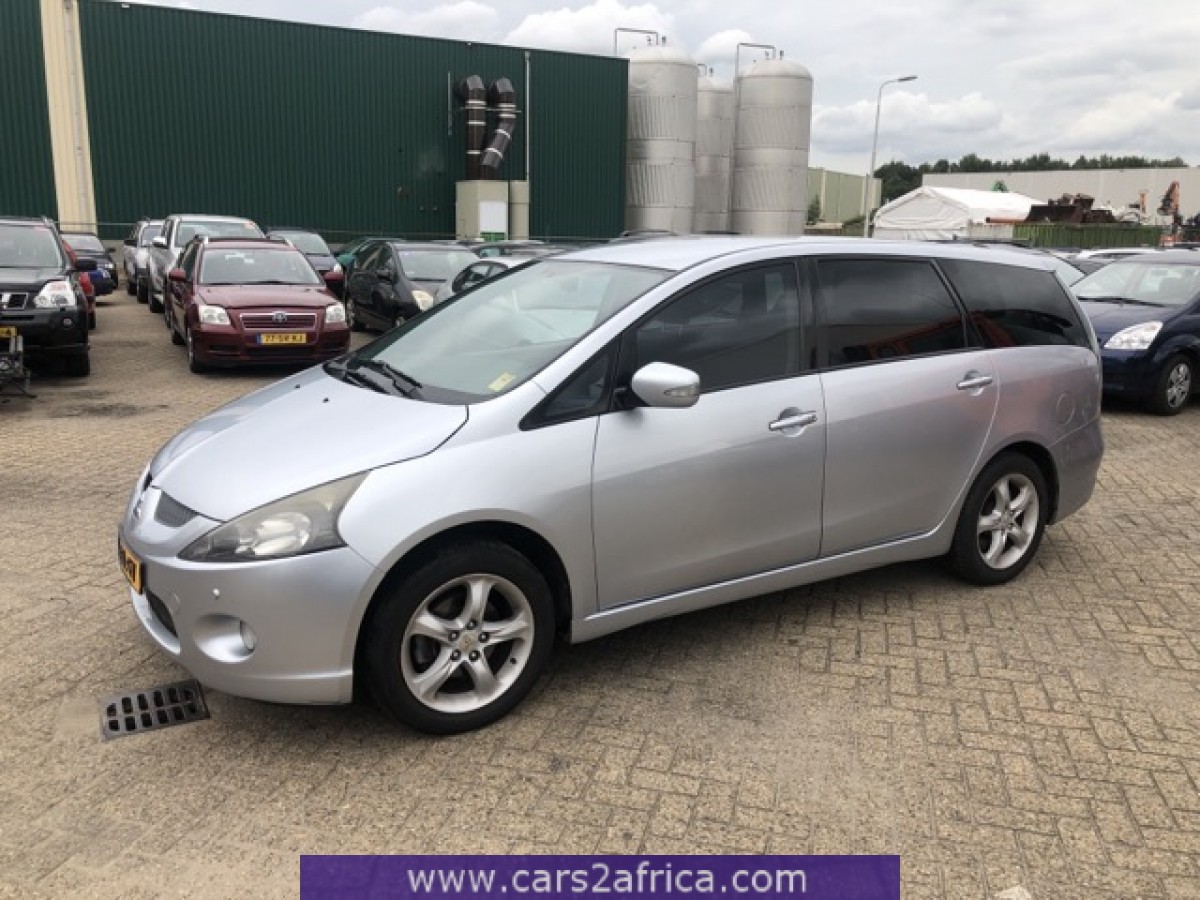 MITSUBISHI Grandis 2.4 66820 used, available from stock