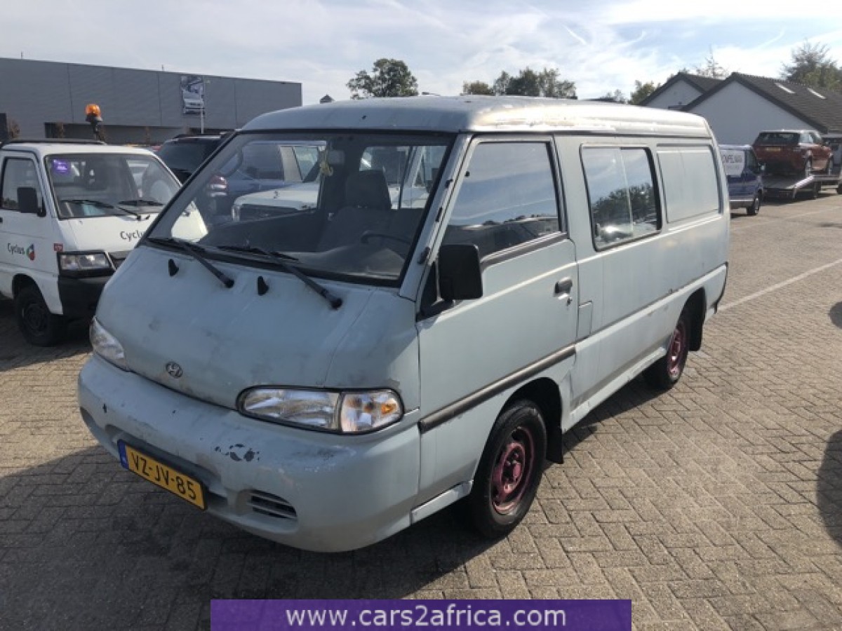 HYUNDAI H100 2.5 D 66999 used, available from stock