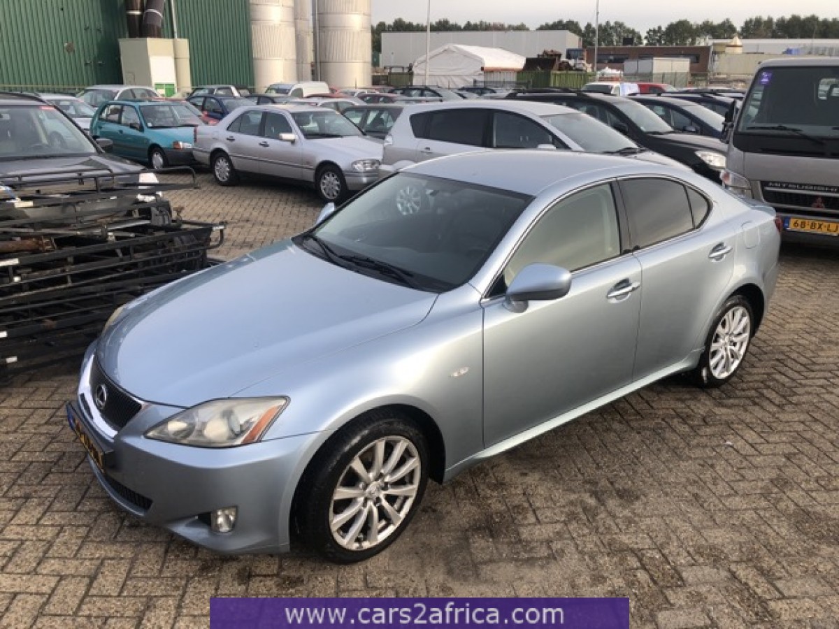 LEXUS IS 220 2.2 D 67034 used, available from stock