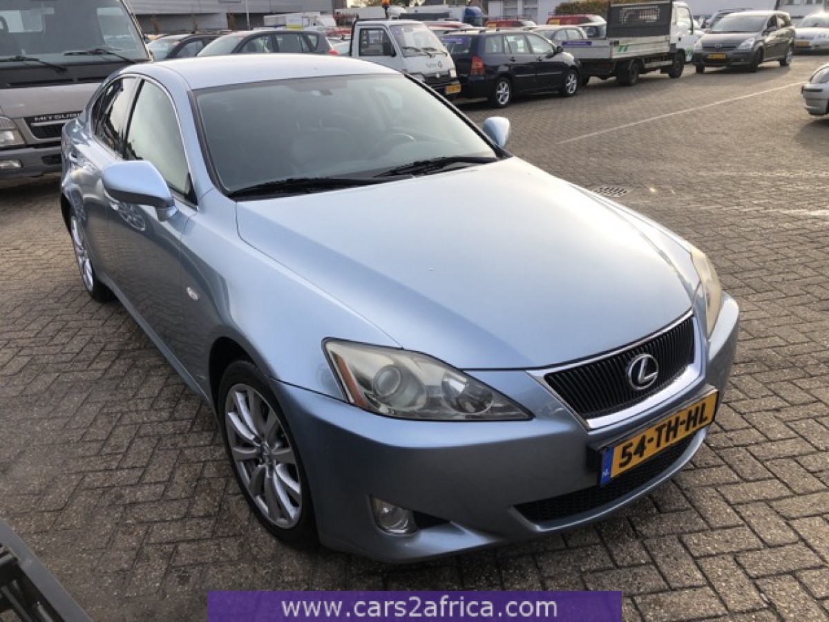 LEXUS IS 220 2.2 D 67034 used, available from stock