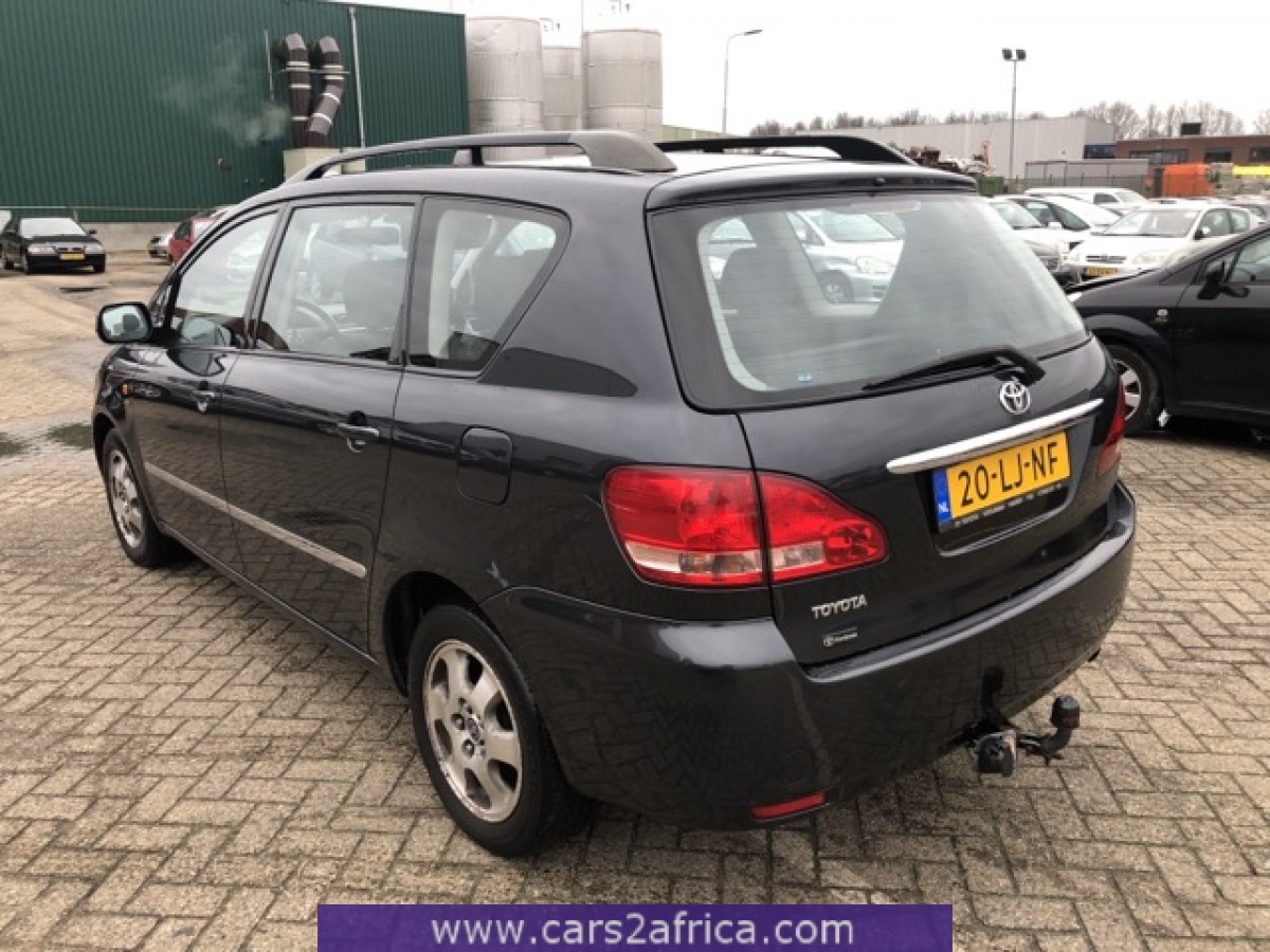 cruise september hebben zich vergist TOYOTA Avensis Verso 2.0 #67479 - used, available from stock