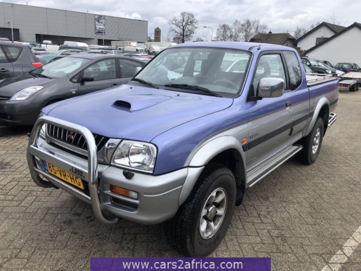 MITSUBISHI L200 2.5 TD 67555 used, available from stock