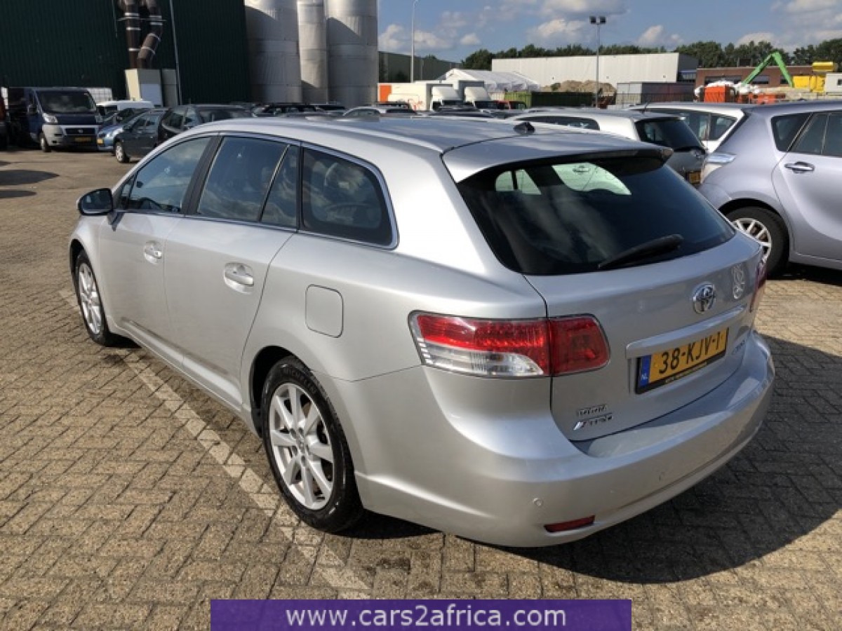 TOYOTA Avensis 2.2 D4D 68094 used, available from stock