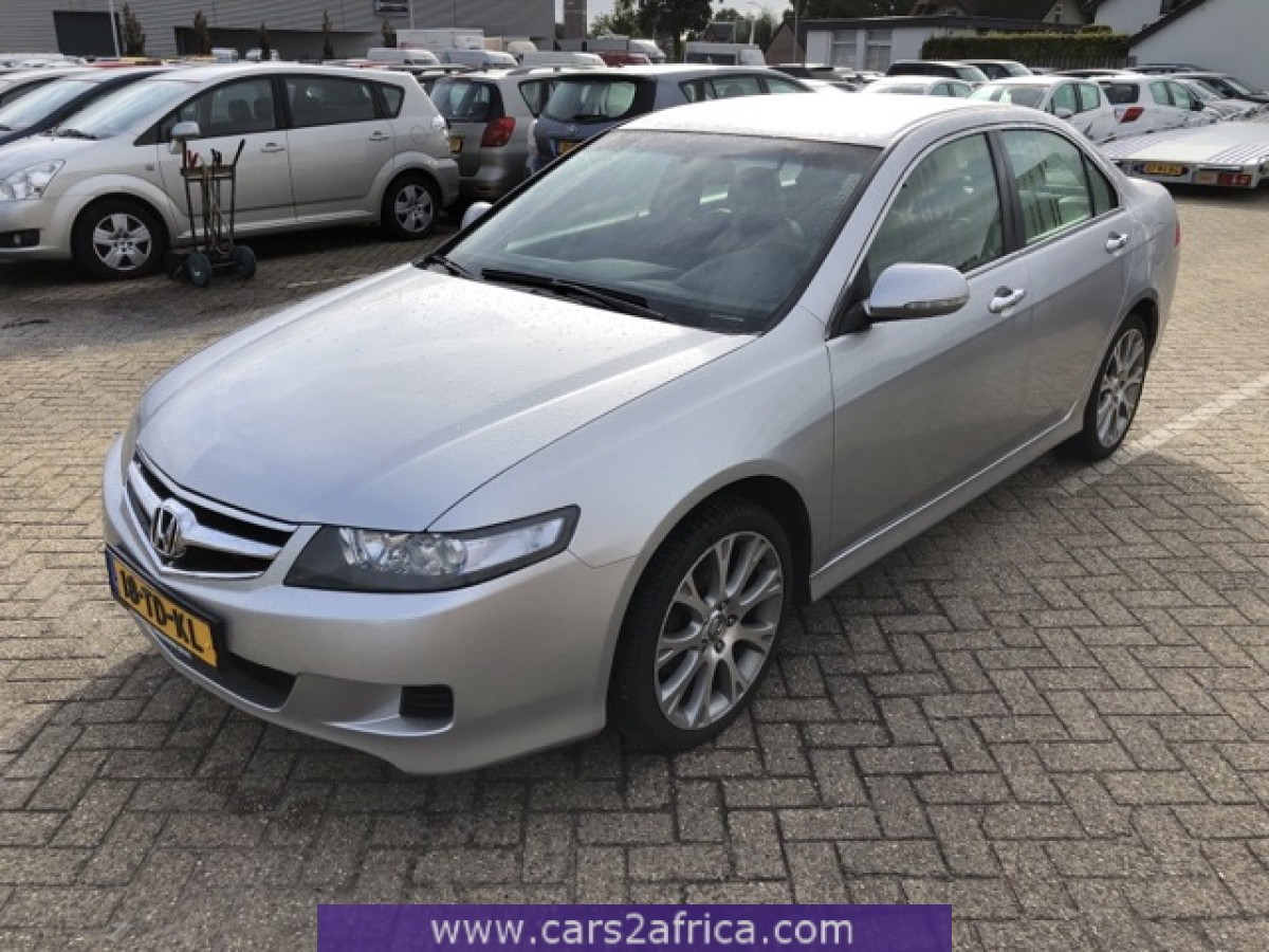 HONDA Accord 2.0 68275 used, available from stock