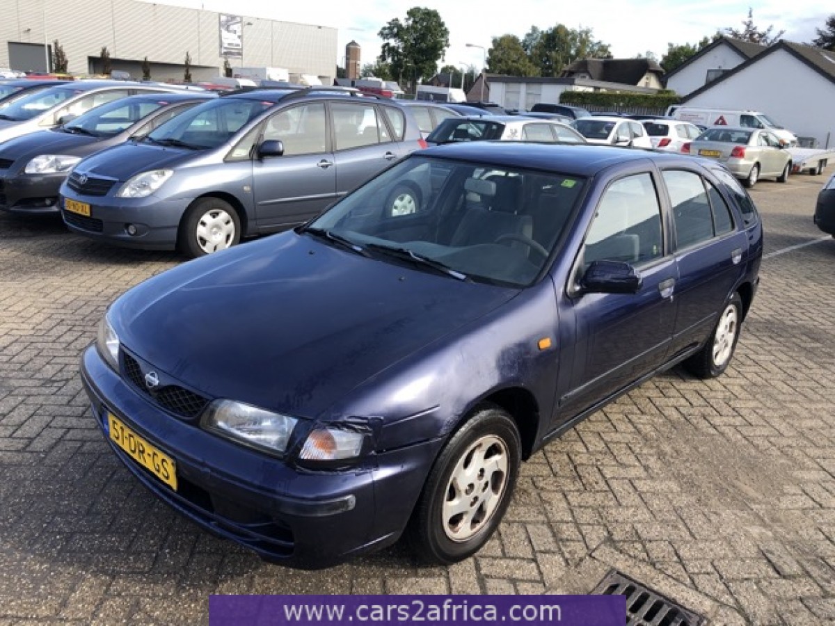NISSAN Almera 1.4 68347 used, available from stock