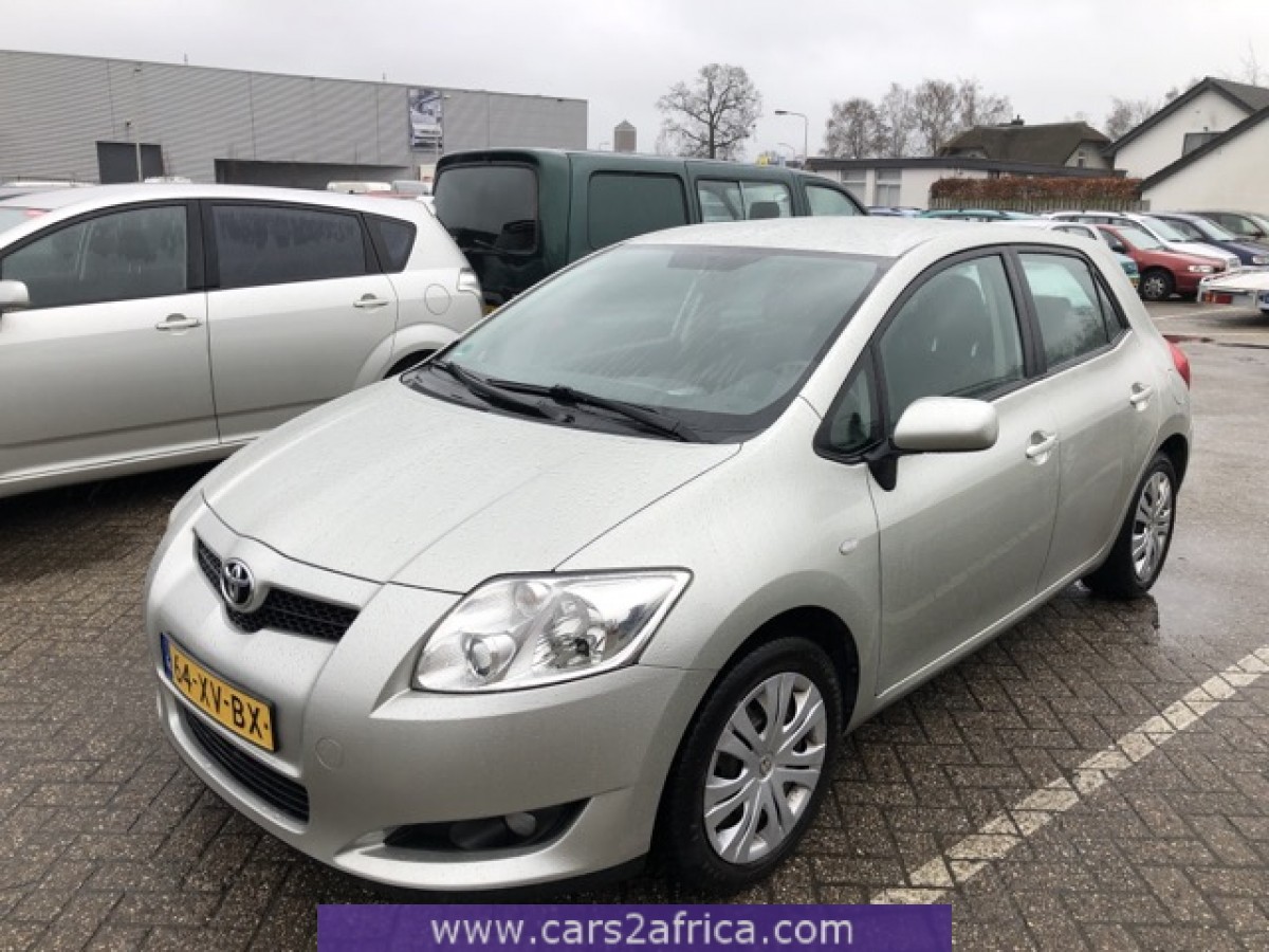 TOYOTA Auris 1.6 68708 used, available from stock