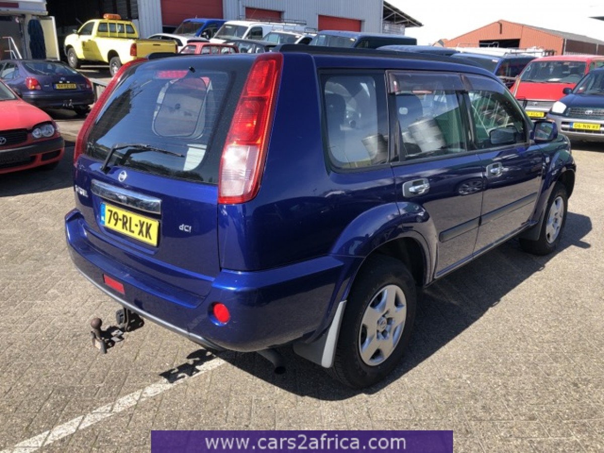 NISSAN XTrail 2.2 DCi 69184 used, available from stock
