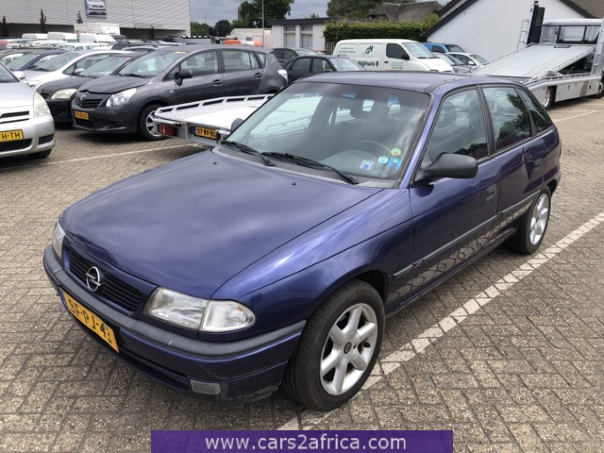 levend Rennen Wonen OPEL Astra 1.6 #69376 - used, available from stock