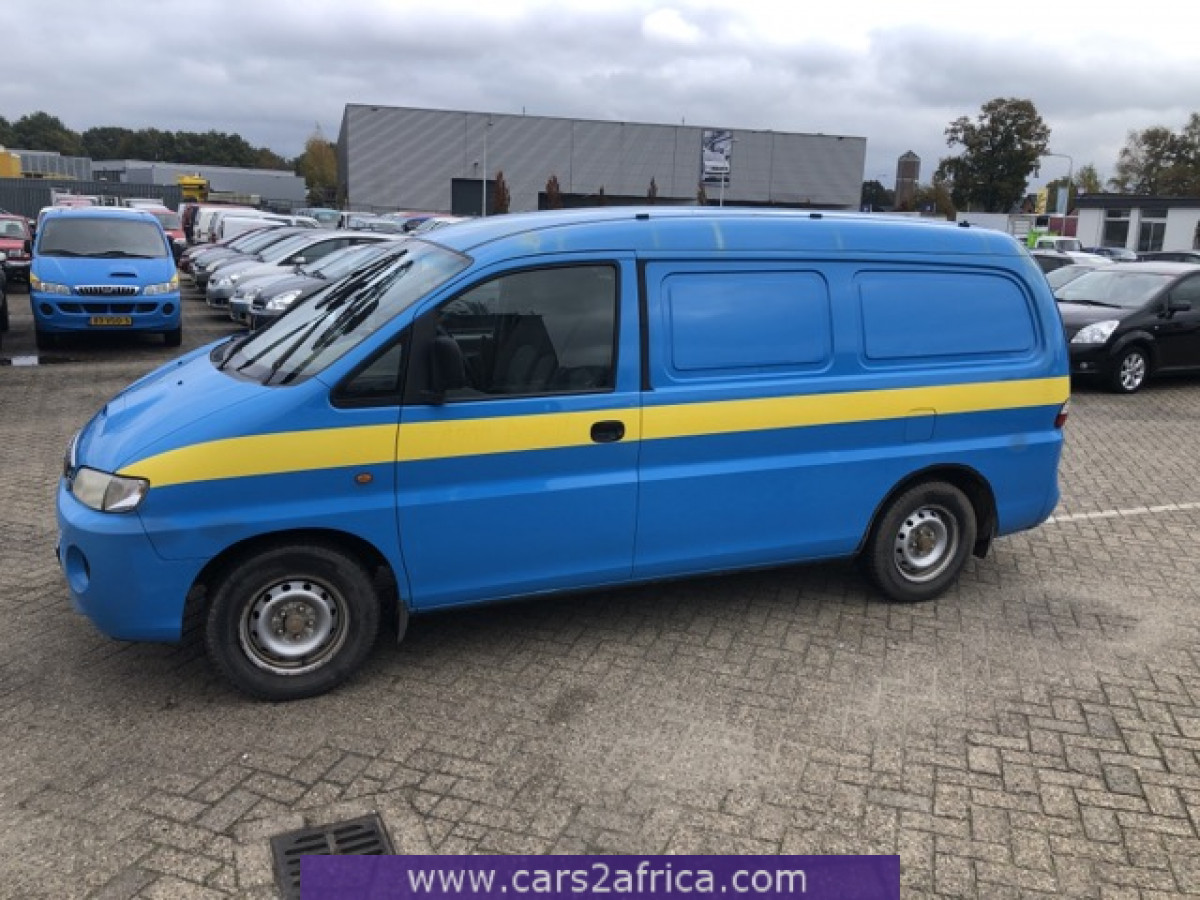 HYUNDAI H200 2.5 D 69743 used, available from stock